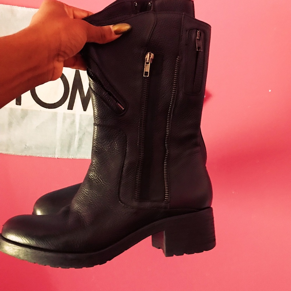 Moto boots
